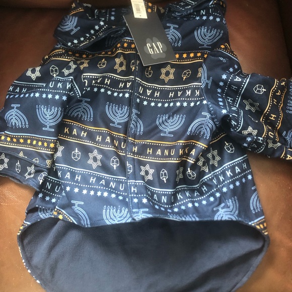 Gap XL Hanukkah dog shirt, never worn. - Picture 5 of 5